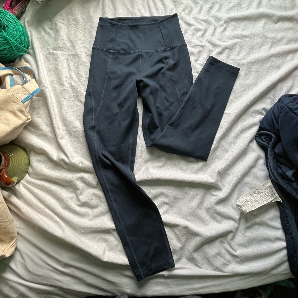 Girlfriend collective high rise compressive leggings in midnight